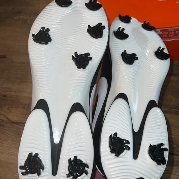 SOLD - Picture 3 of 4